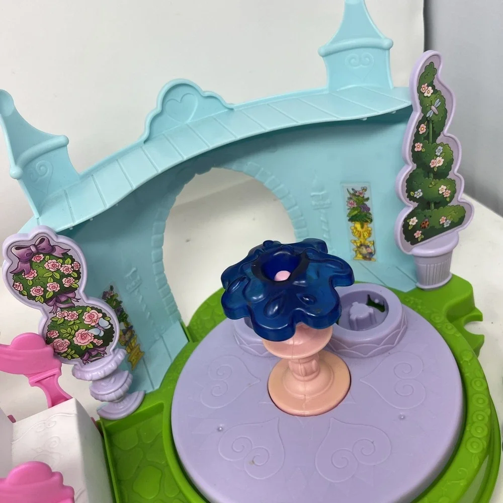 Fisher Price Little People Disney Princess Garden Tea Party Playset 4 Figures